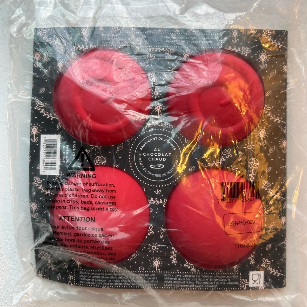 Modern Bliss hot chocolate bomb makers red silicone lot of four NWT